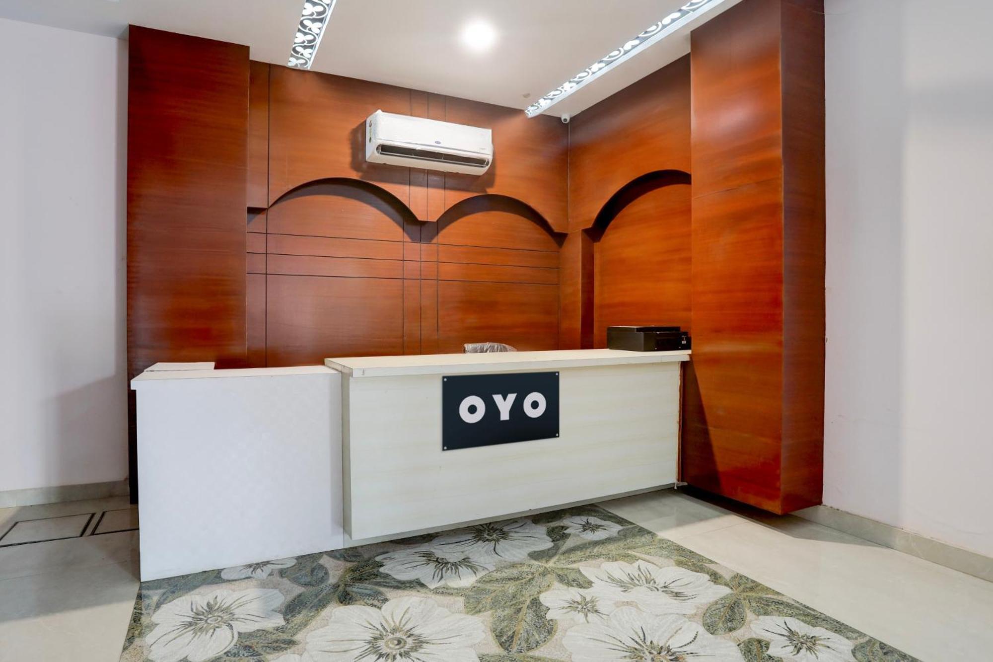Hotel O Rana Hotel & Restaurant Мератх Экстерьер фото