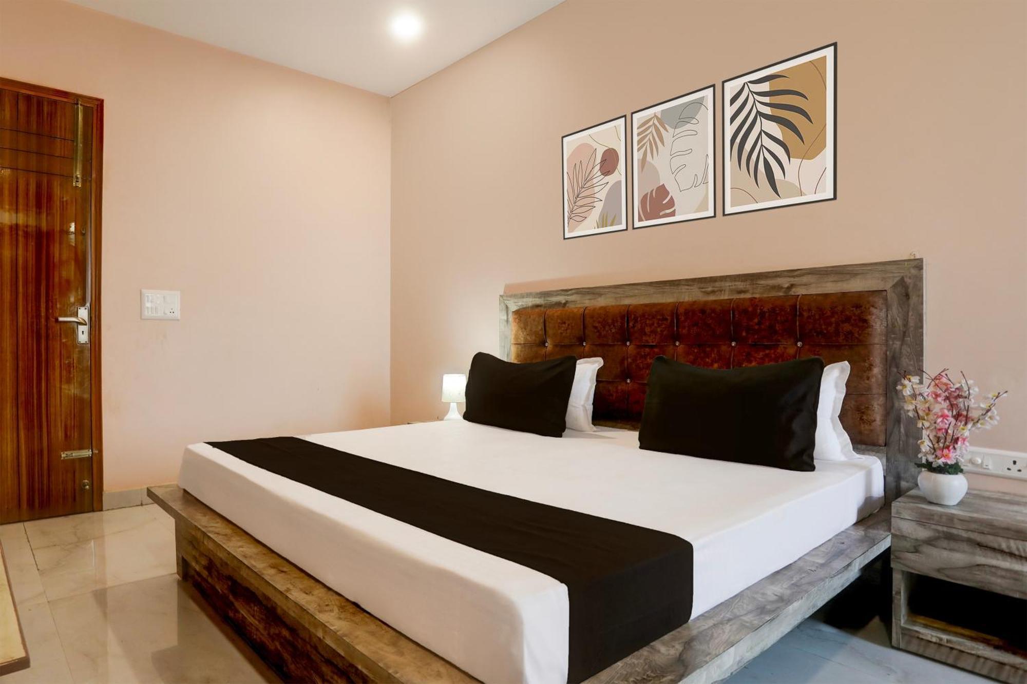 Hotel O Rana Hotel & Restaurant Мератх Экстерьер фото