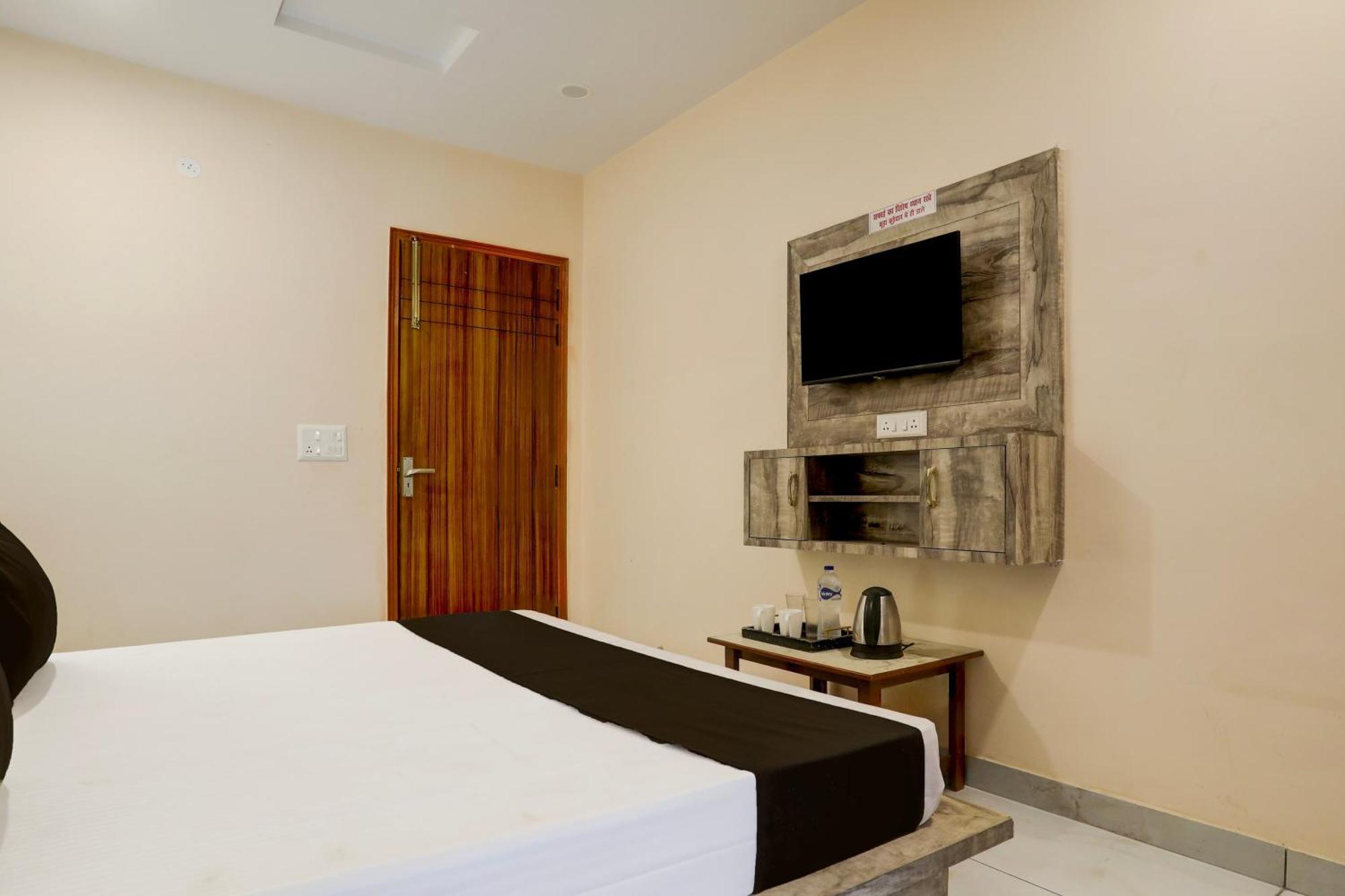 Hotel O Rana Hotel & Restaurant Мератх Экстерьер фото