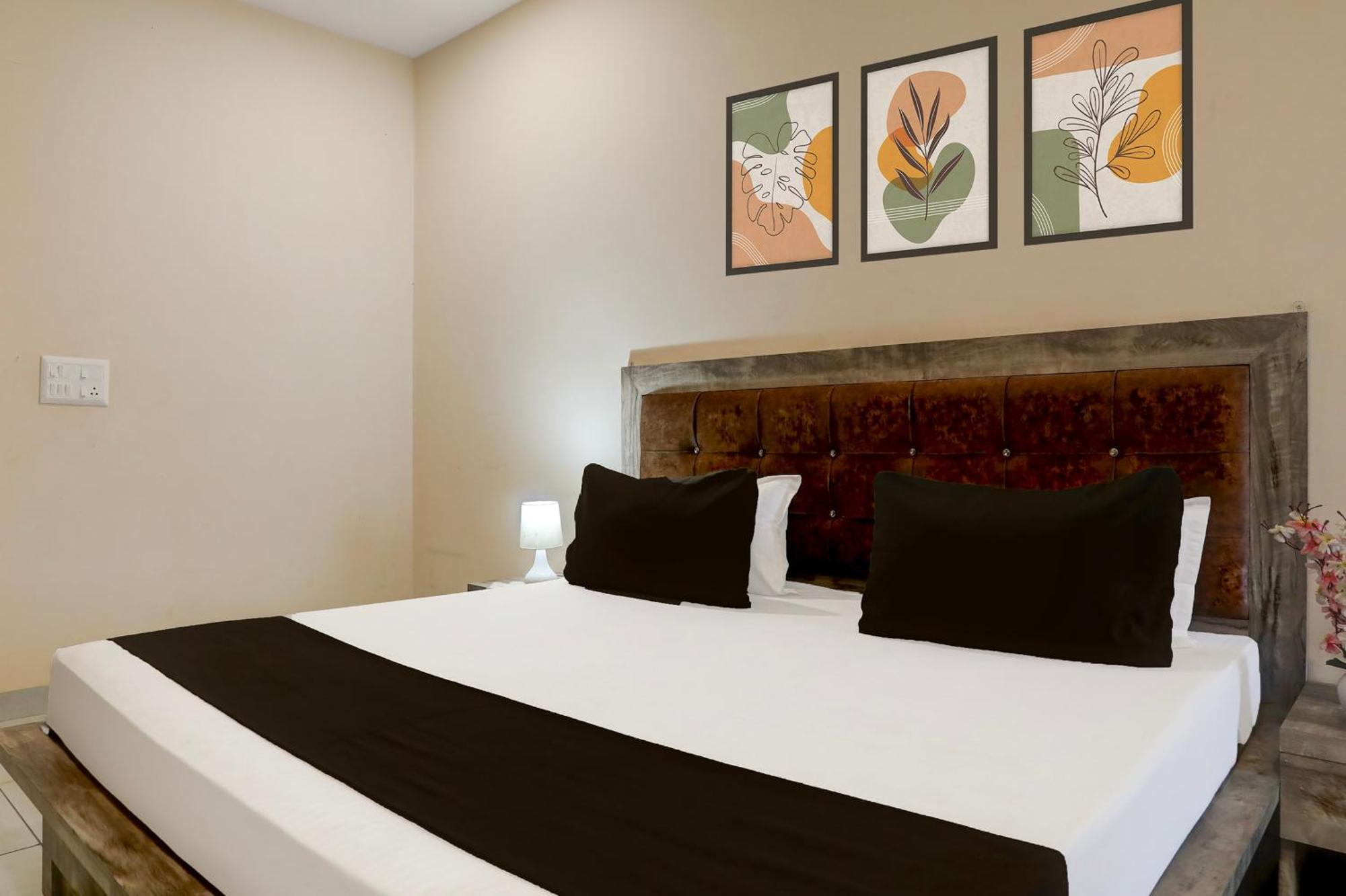 Hotel O Rana Hotel & Restaurant Мератх Экстерьер фото