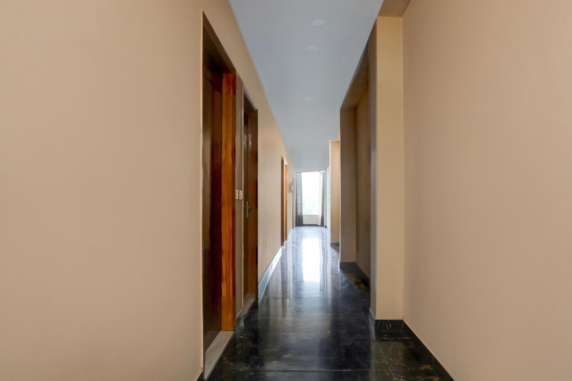Hotel O Rana Hotel & Restaurant Мератх Экстерьер фото